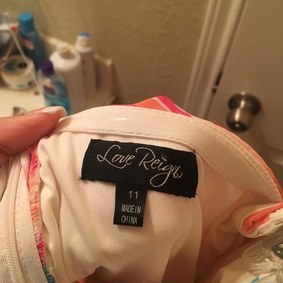 Multi-colored dress - Picture 4 of 4